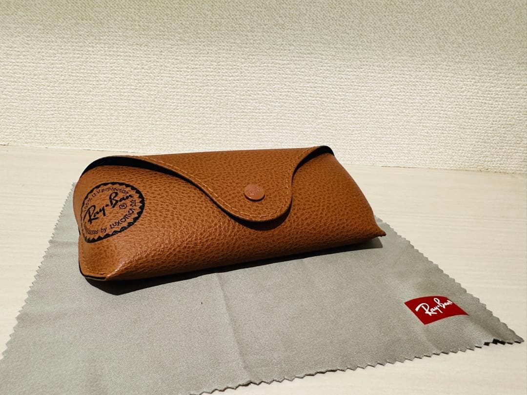 Ray-Ban ブラック サングラス 0RB4259F