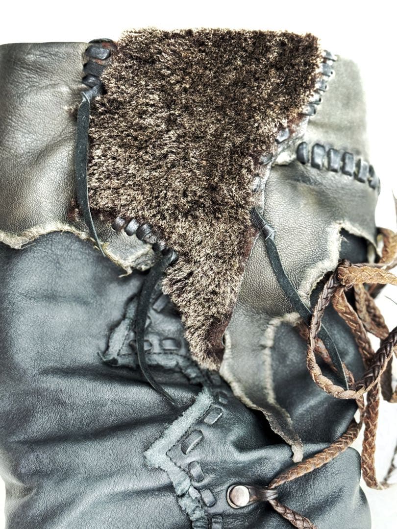 【新品未使用タグ付き】14th Addiction 毛皮付きロング編み上げブーツ