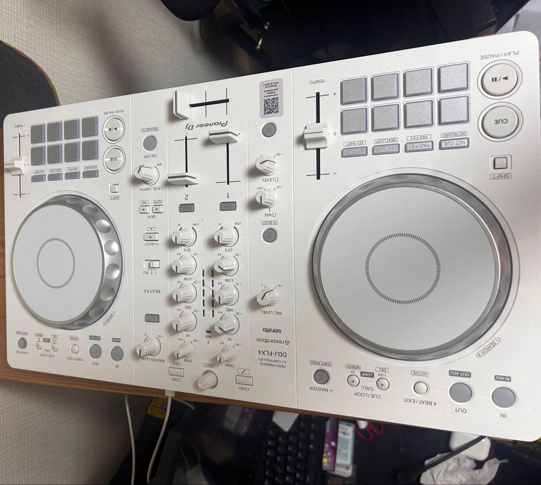 Pioneer DJ マルチアプリ対応2ch DDJ-FLX4-W