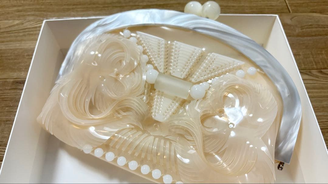 め*ぐ様 mamekurogouchi マメ クロゴウチ ガマグチ PVCクラッ