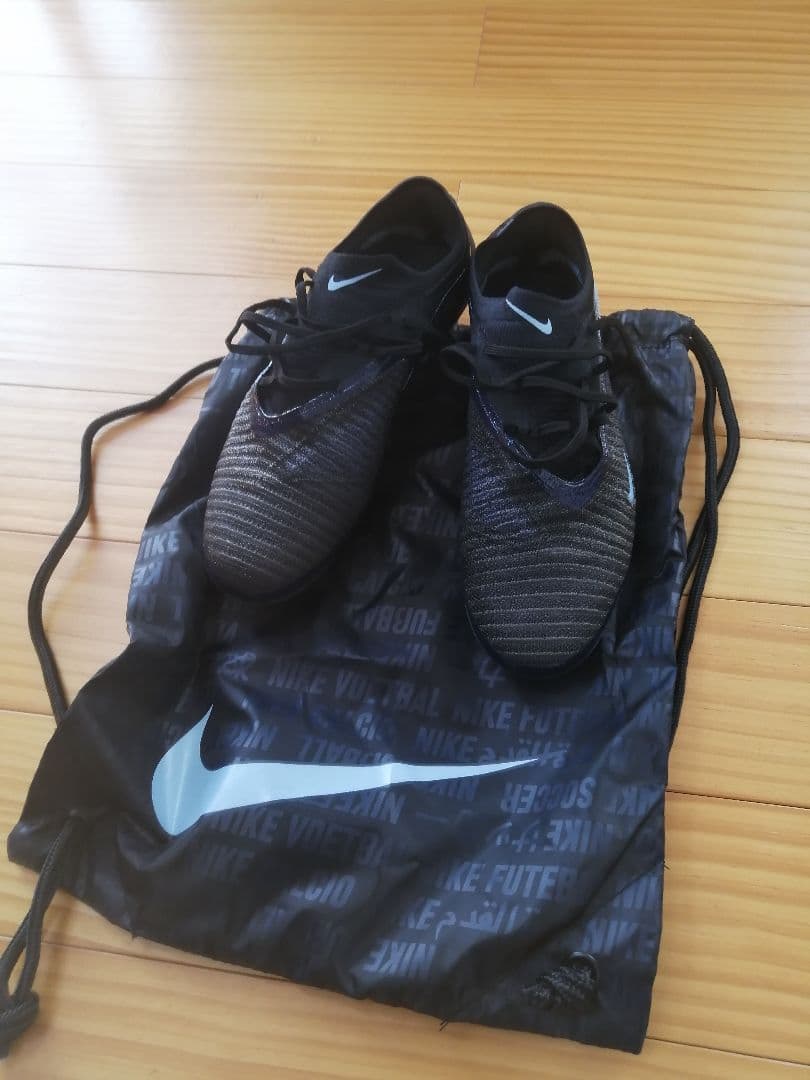 Nike ファントム6 LOW エリートFG 収納バッグ付き
