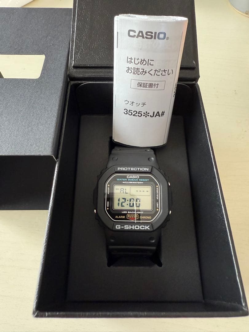 CASIO　G-SHOCK　DW-5600UE-1JF 3525