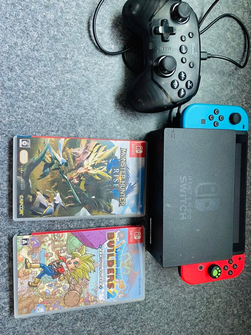 ニンテンドーswitch本体　無線コントローラー、ソフト2本付　動作確認済