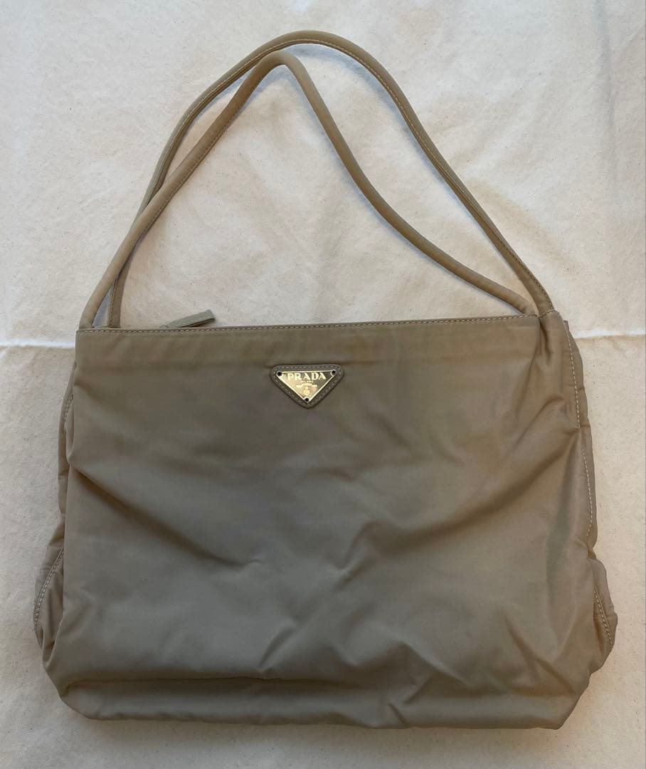 【歳末セール中‼︎】PRADA ベージュ トートバッグ