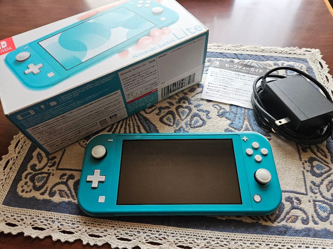 Nintendo Switch Lite ターコイズブルー 中古箱付き