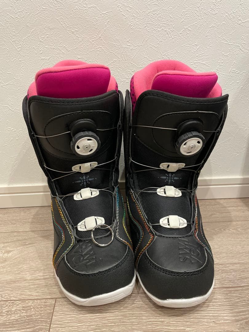 swivel 　スウィベル　24cm　スノーボードブーツ　スノボブーツ