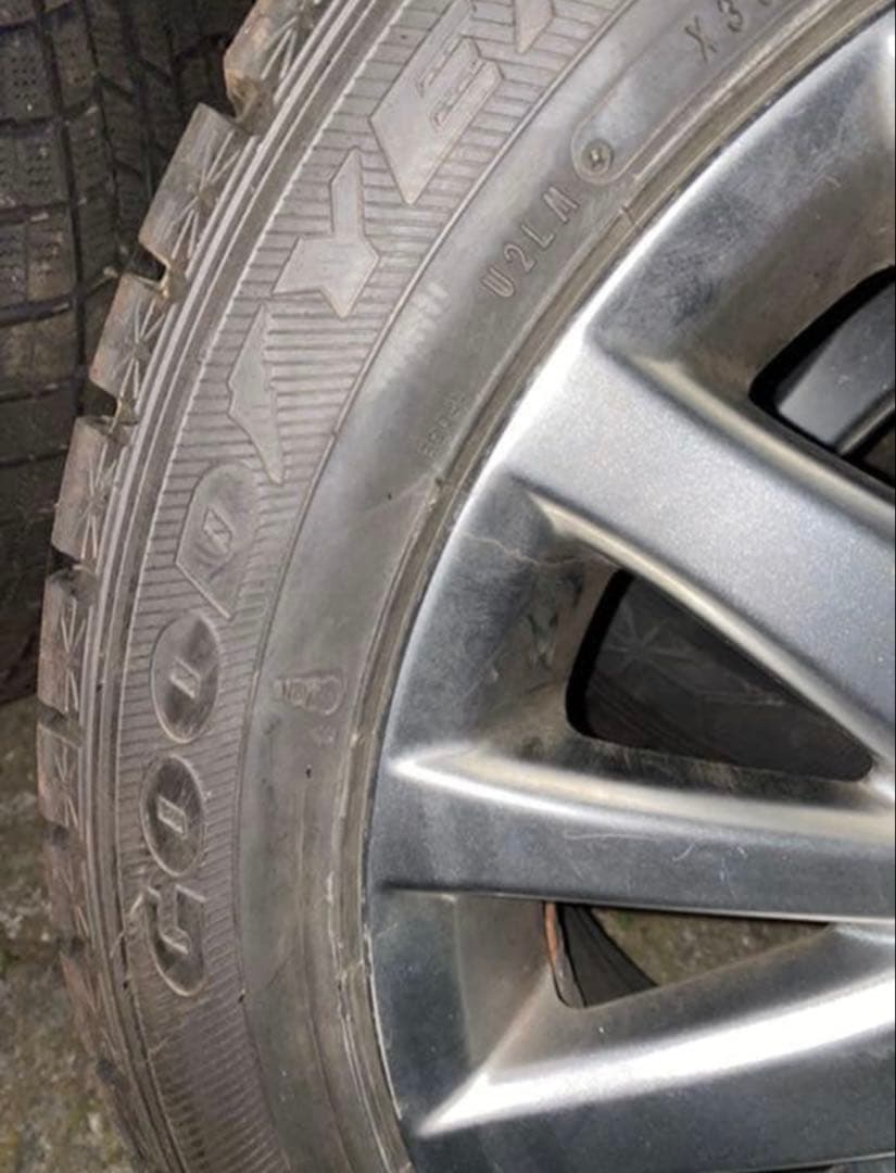 トヨタ　18マジェスタ　ビックキャリパー　17インチ　純正ホイール　スタッドレス