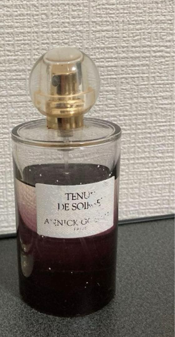 トゥニュ　ドゥ　ソワレ　オードパルファム　香水