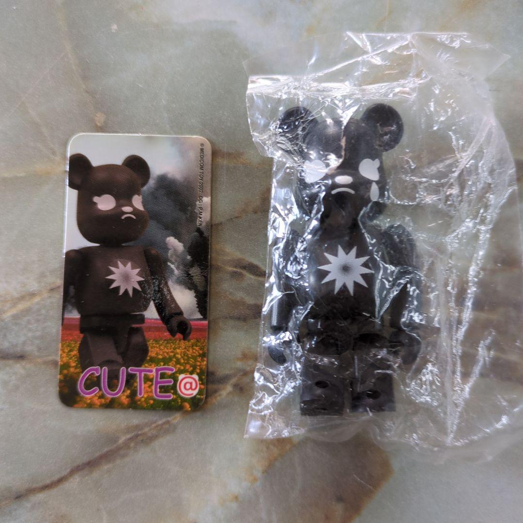 ベアブリック　シリーズ３　キュート　裏　CUTE
