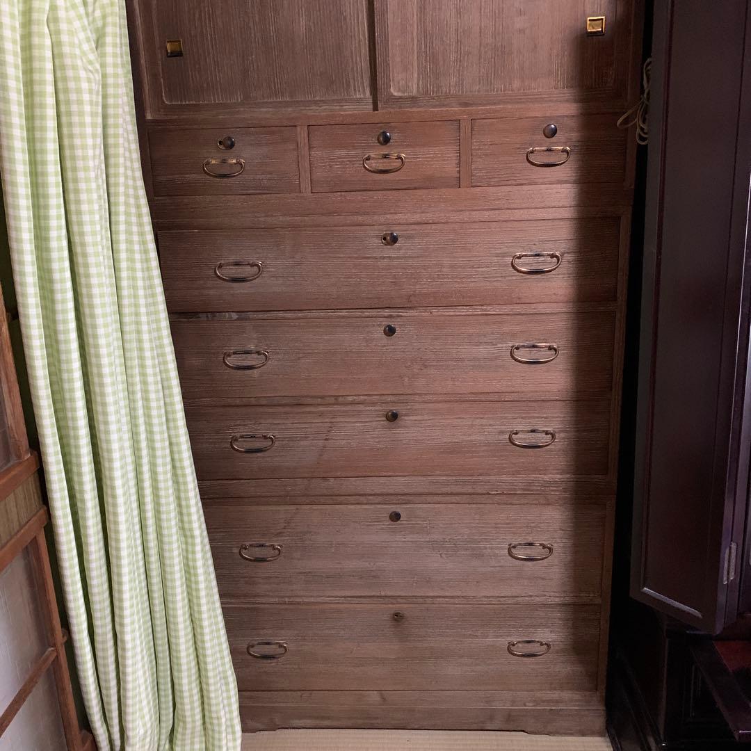 桐タンス 8引き出し 5段８０年位前の物伝統的和風