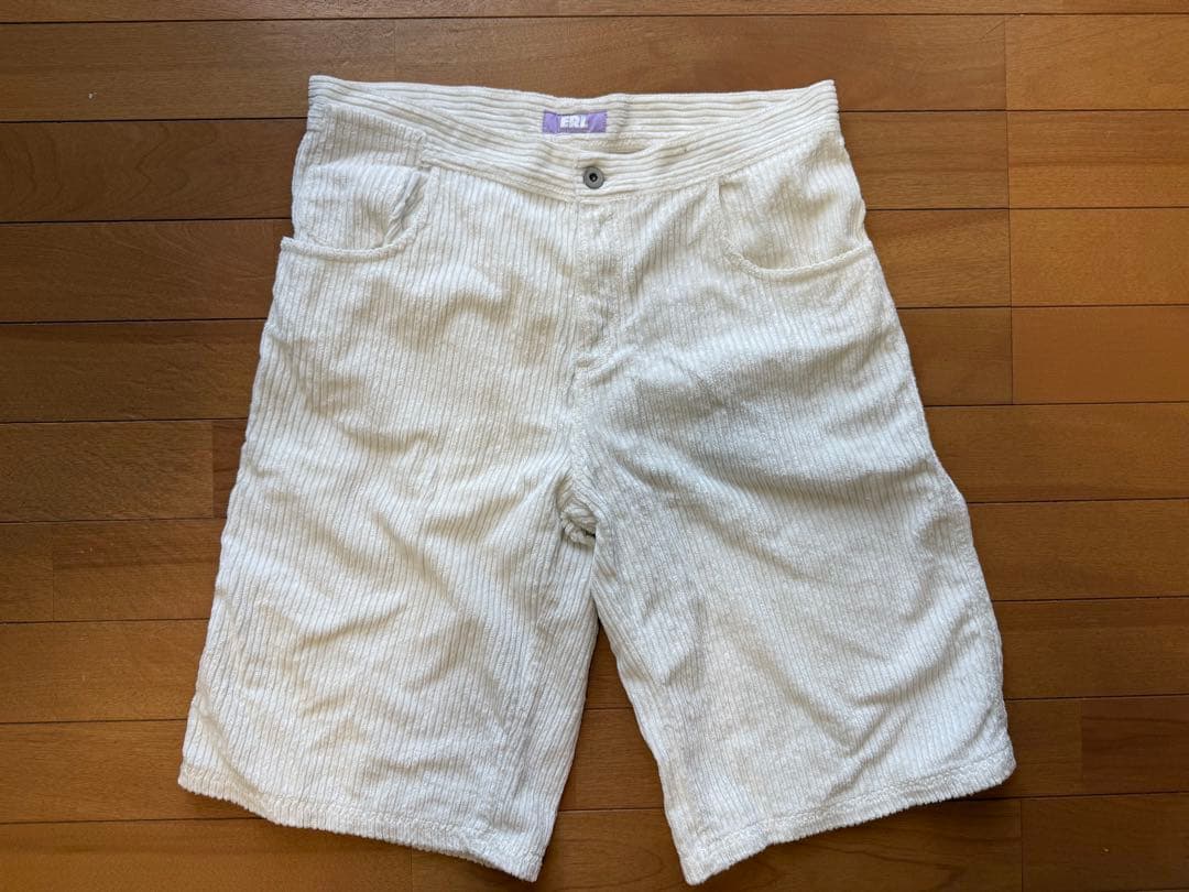 ERL コーデュロイショーツ