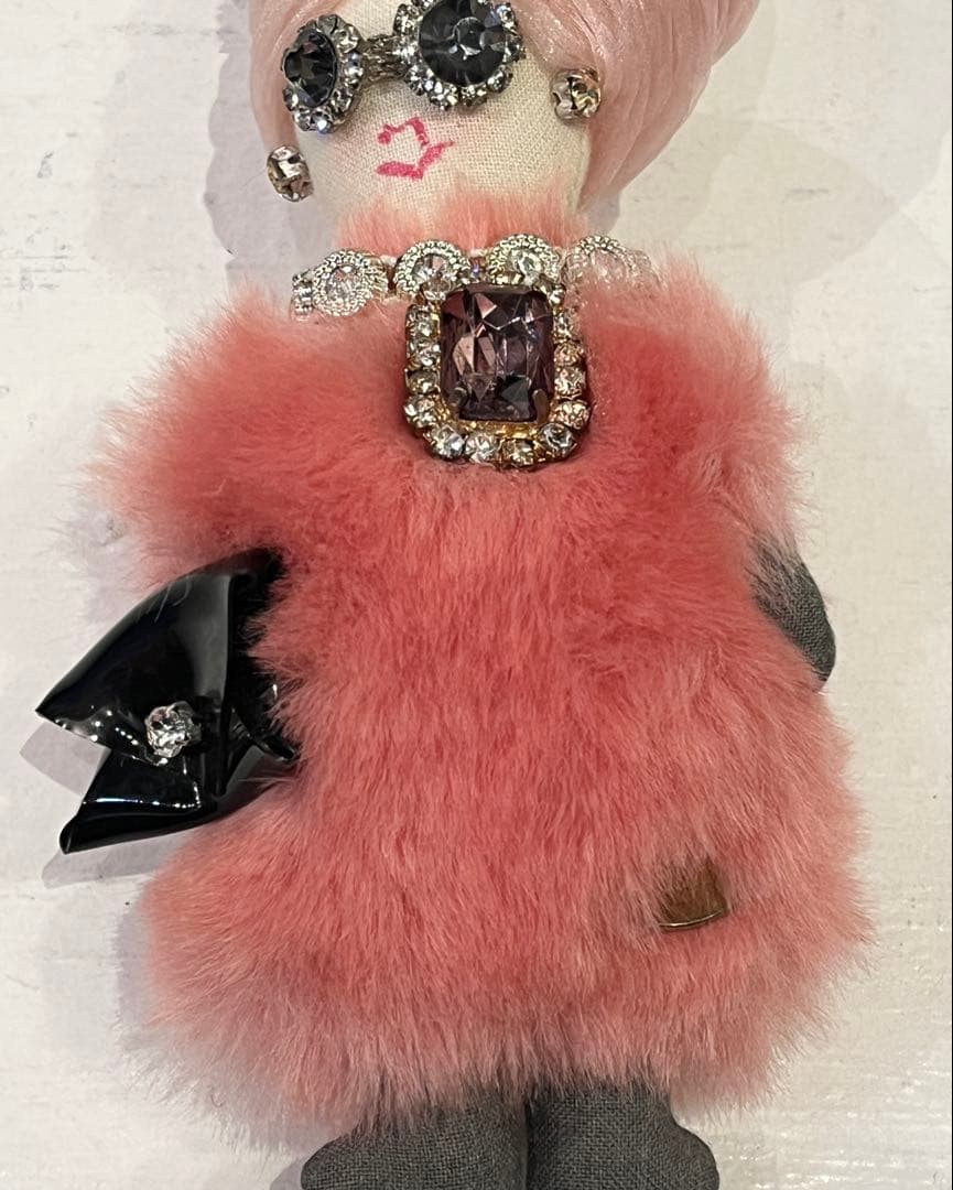 【Demodee】デモデ　ドールチャーム　チャーム　ファー　ビジュ　ピンク