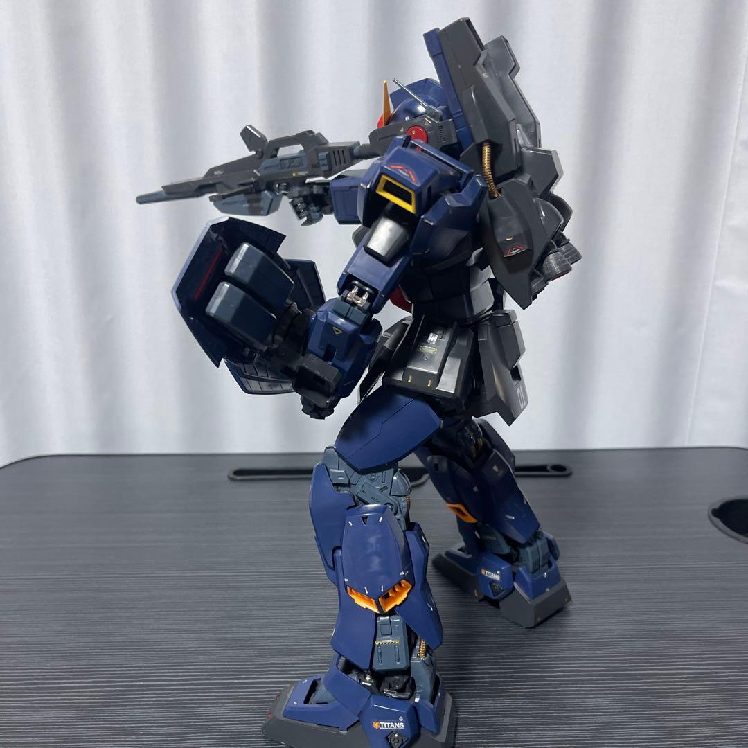 PG 1/60 RX−178 ガンダムMk -2(ティターンズカラー)組み立て済