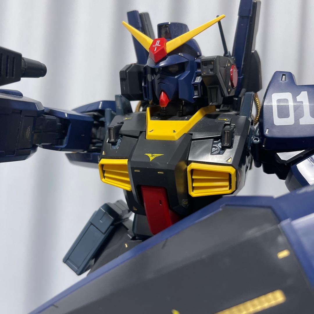 PG 1/60 RX−178 ガンダムMk -2(ティターンズカラー)組み立て済