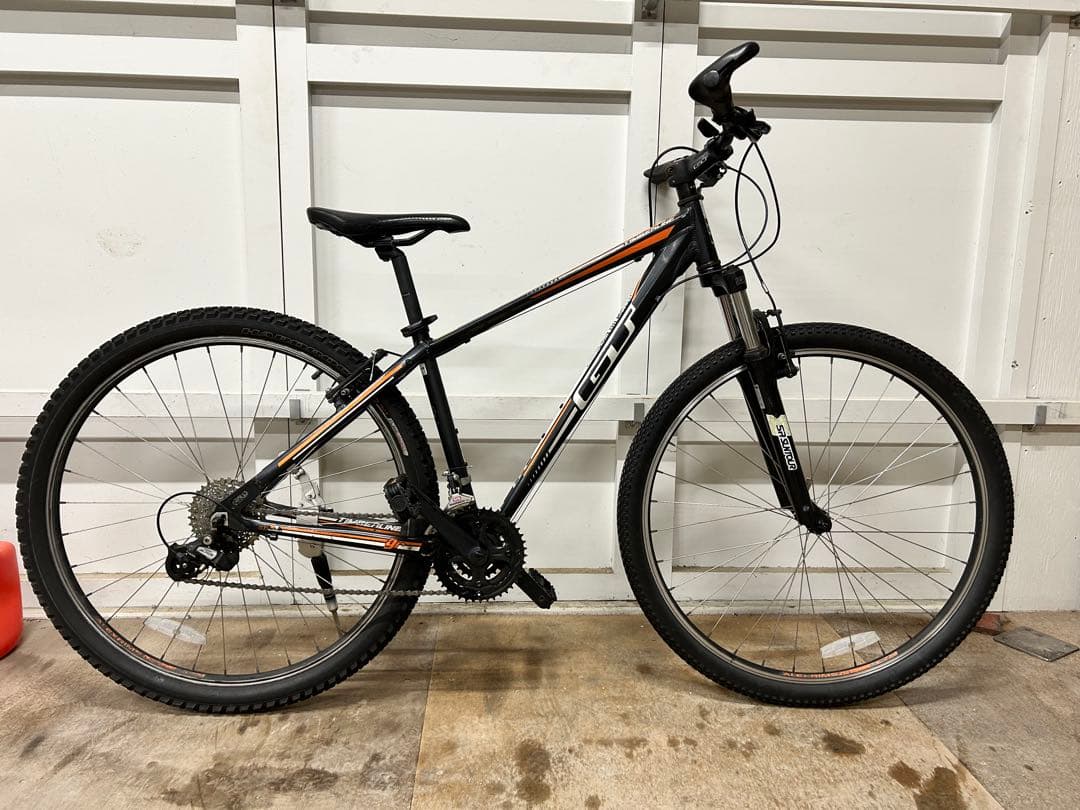 GT マウンテンバイク 24変速 29インチ ブラック/オレンジ