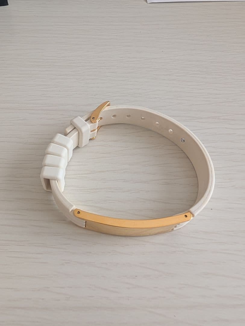 SEVラインブレスレット 2G ホワイト　箱付き