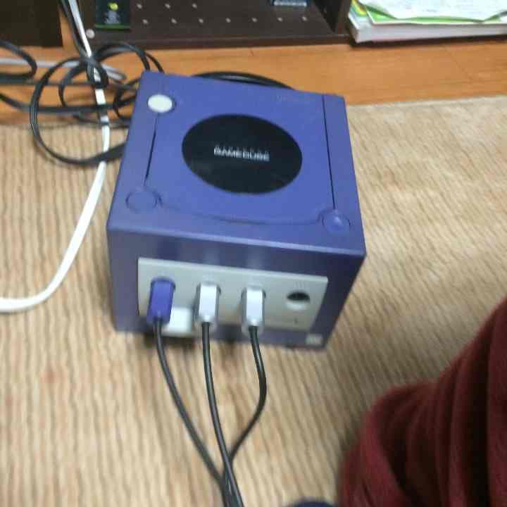 ゲームキューブ本体一式 ソフト4本