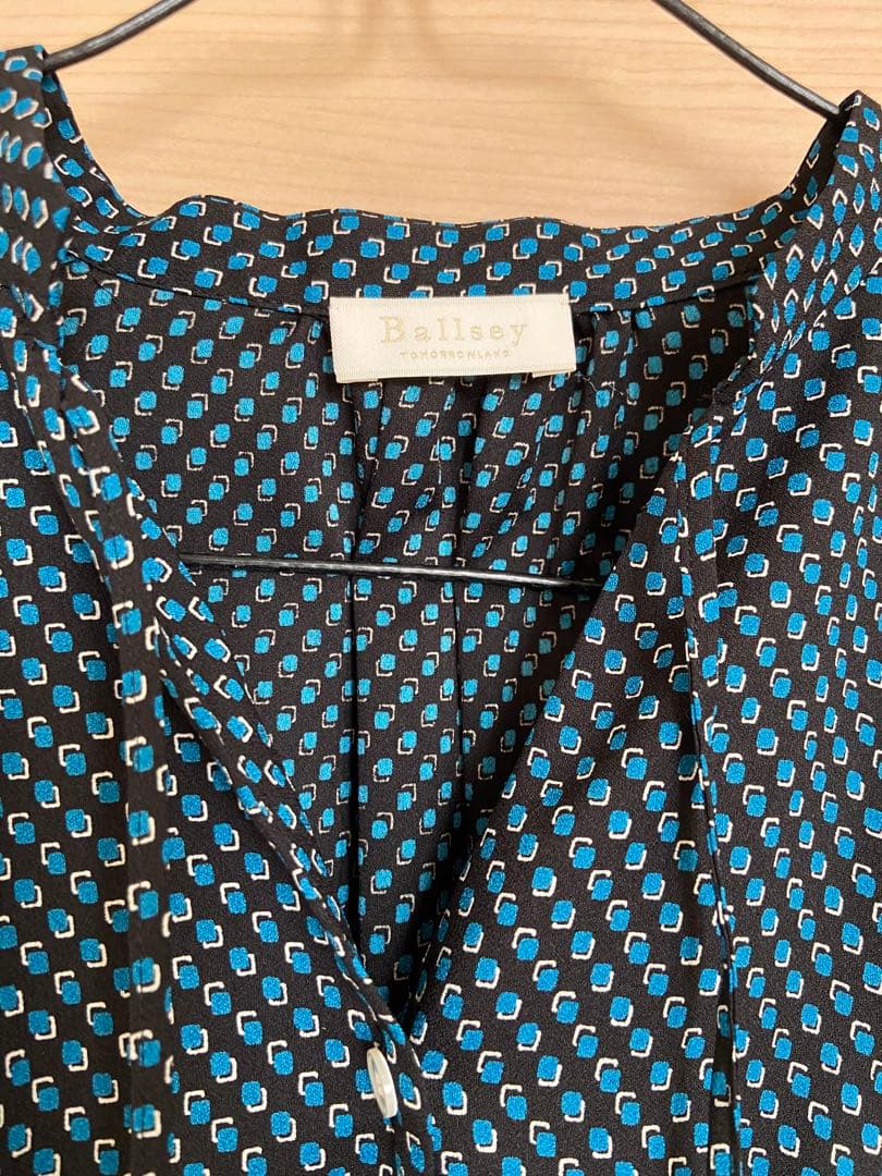 トゥモローランド ジオメトリックスクエアプリント ウエストシャーリングワンピース