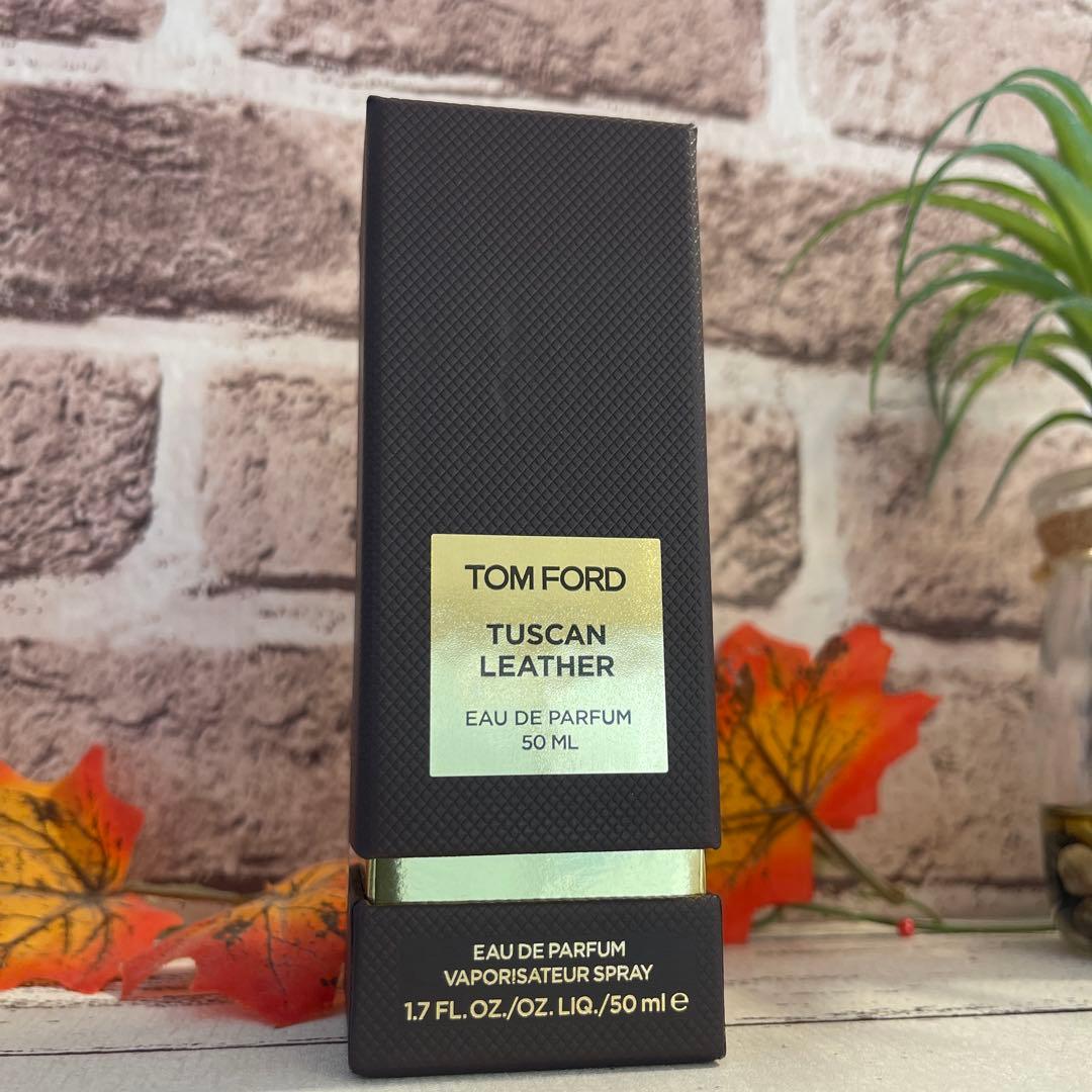 TOM FORD タスカン・レザー　オード　パルファム50ml