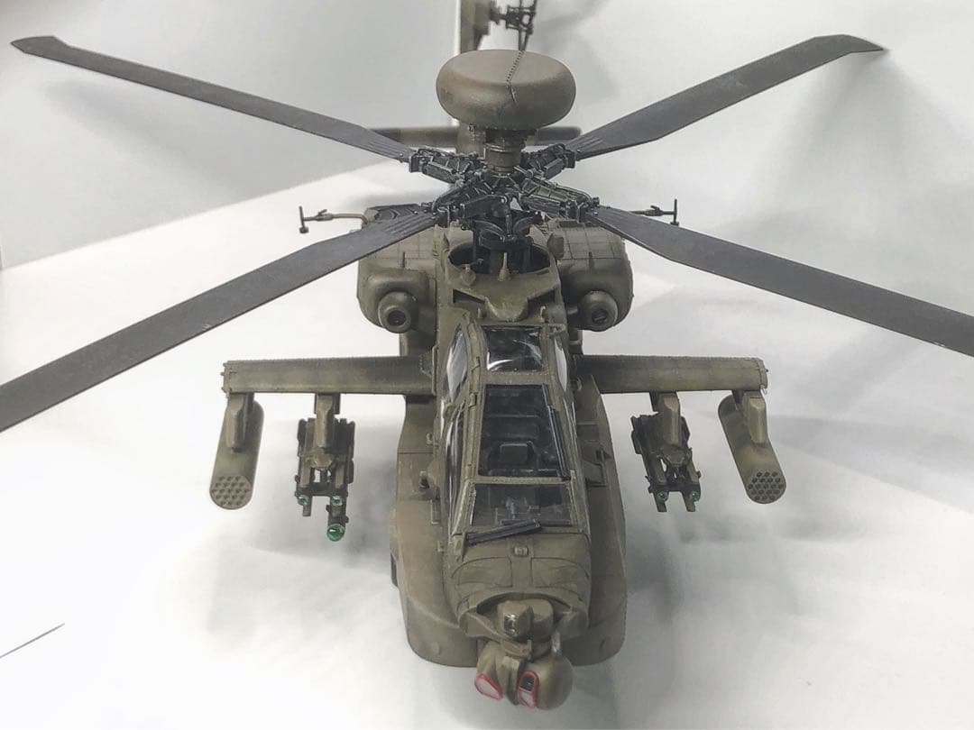 海賊プラモデル屋完成品】長谷川 1/48 AH-64Dアパッチ 完成品
