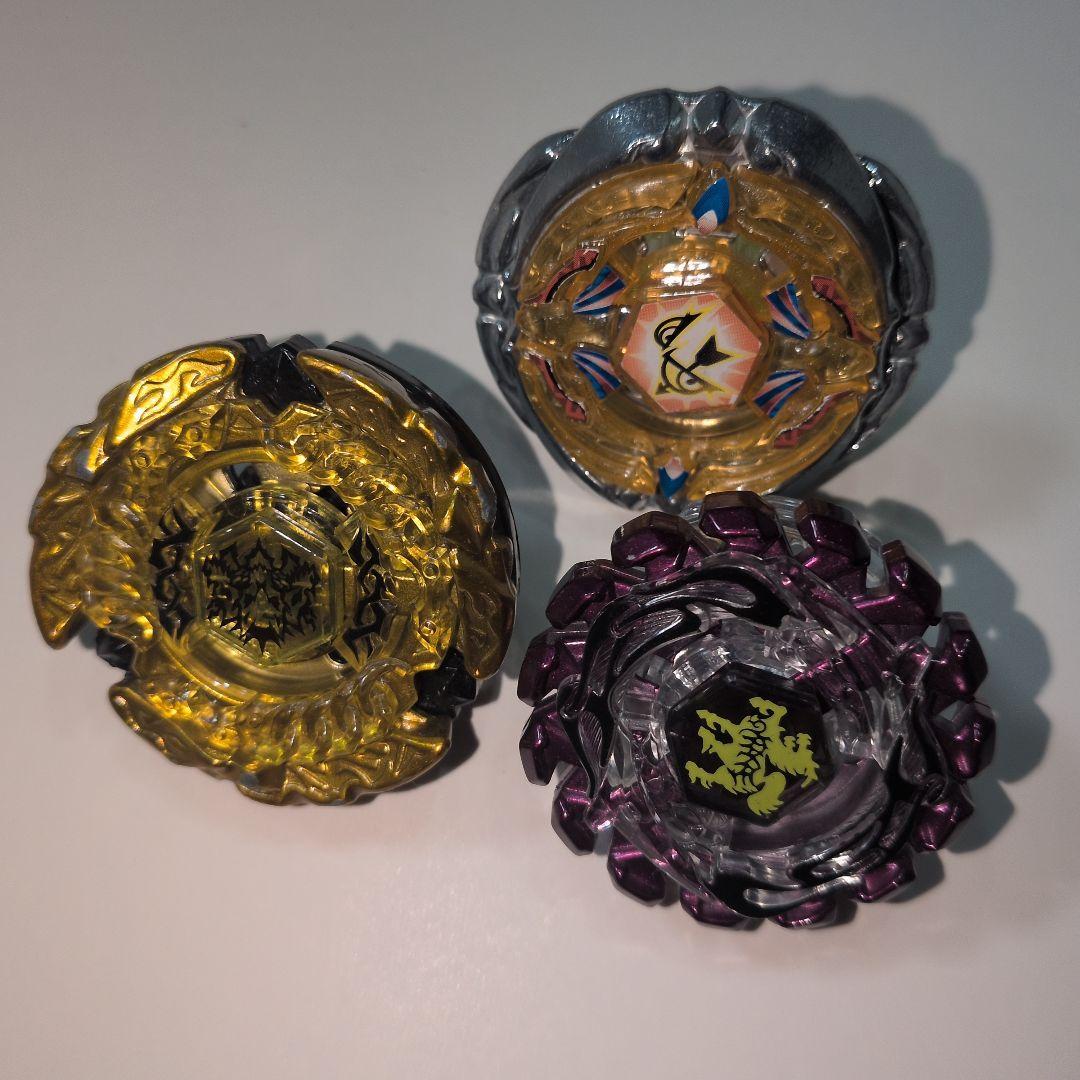 S*)様 メタルファイトベイブレード 10個セット ランチャーはオマケです。