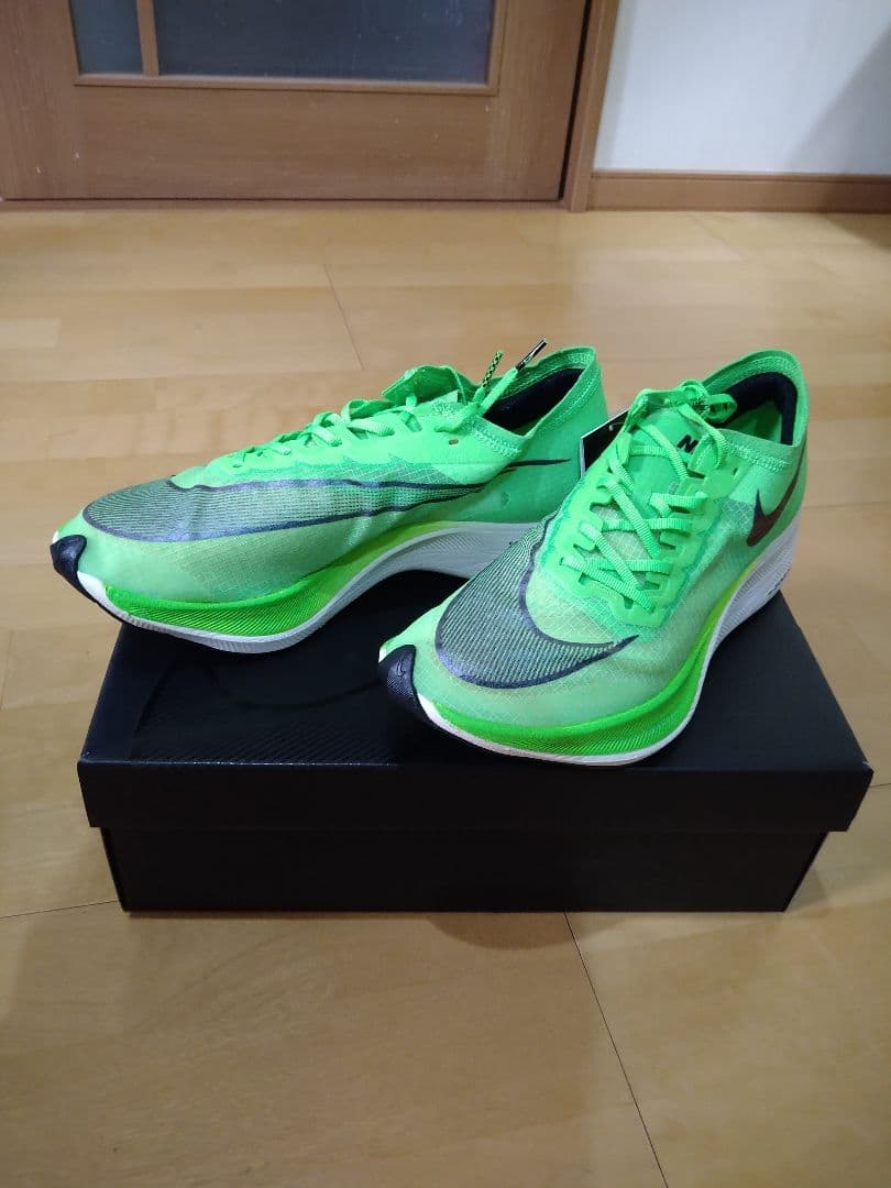 「新品」NIKEナイキズームXヴェイパーフライネクスト%初代28cm ラスト1点