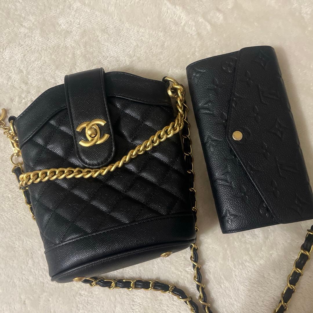 CHANEL ノベルティ　キルティングショルダーバッグ