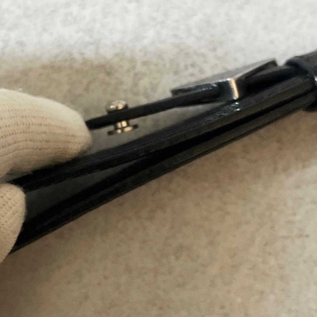 【美品】PRADA　キーホルダー　キーリング　三角ロゴ　サフィアーノレザー　黒