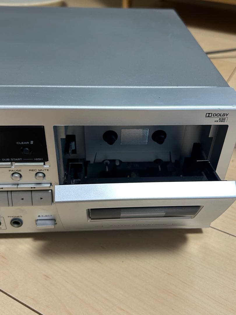 【動作OK！！】ダブルカセットデッキ　TEAC　W-890R　シルバー