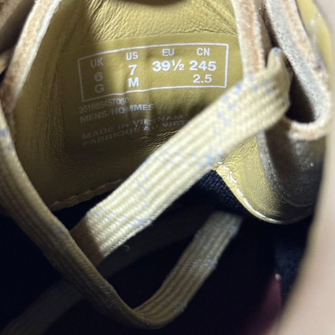 未使用✨Clarks クラークスオリジナルズワラビー　ゴアテックス　スエード