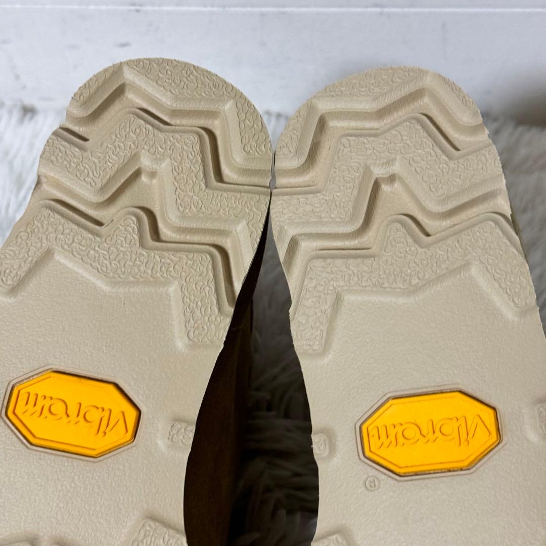 未使用✨Clarks クラークスオリジナルズワラビー　ゴアテックス　スエード