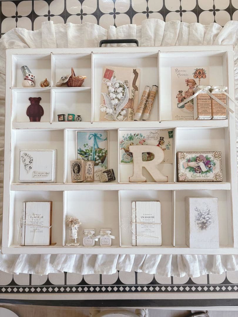 コレクションBOXとBOX内の雑貨全てセットです❣️