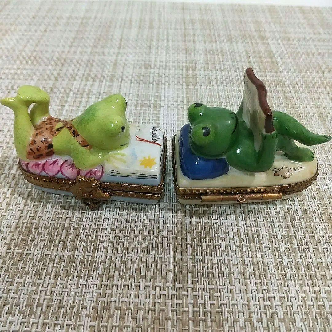 リモージュボックス 読書するカエル 蛙 小物入れ 2個 トリンケットボックス
