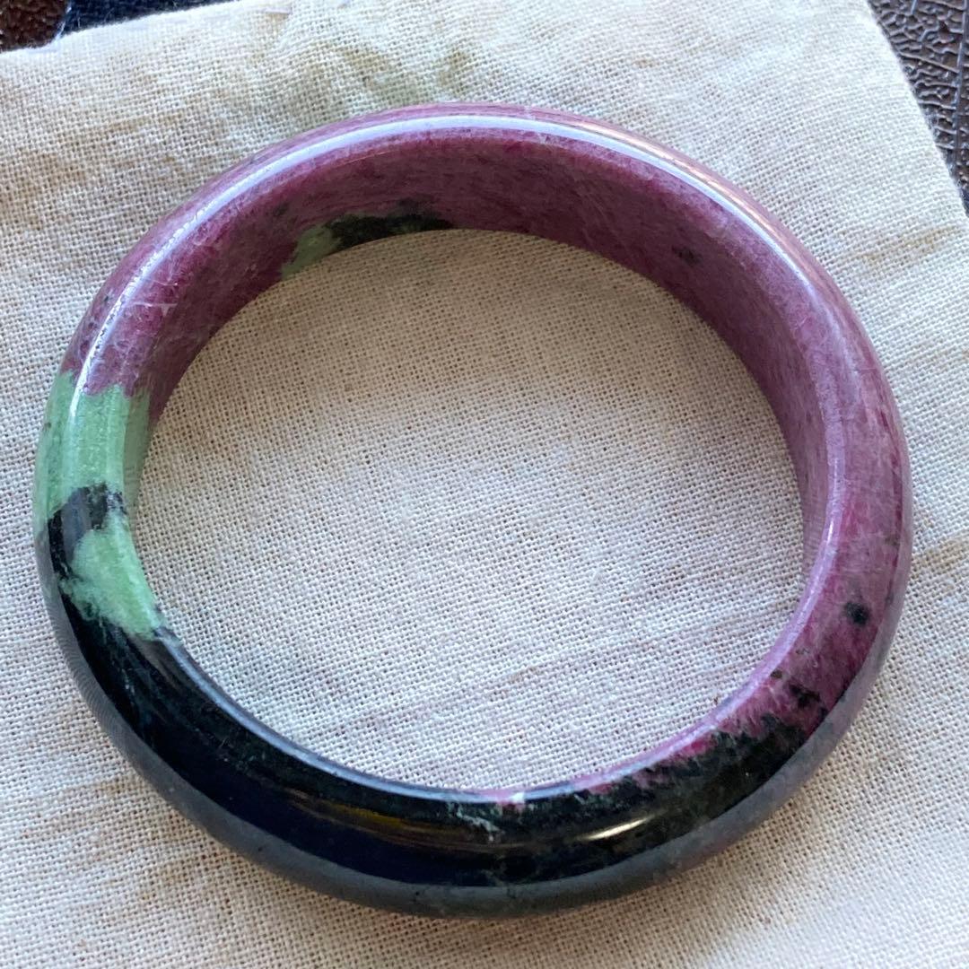 ルビー　天然石くりぬきバングル　約　内径直径57.5センチ　 くりぬき