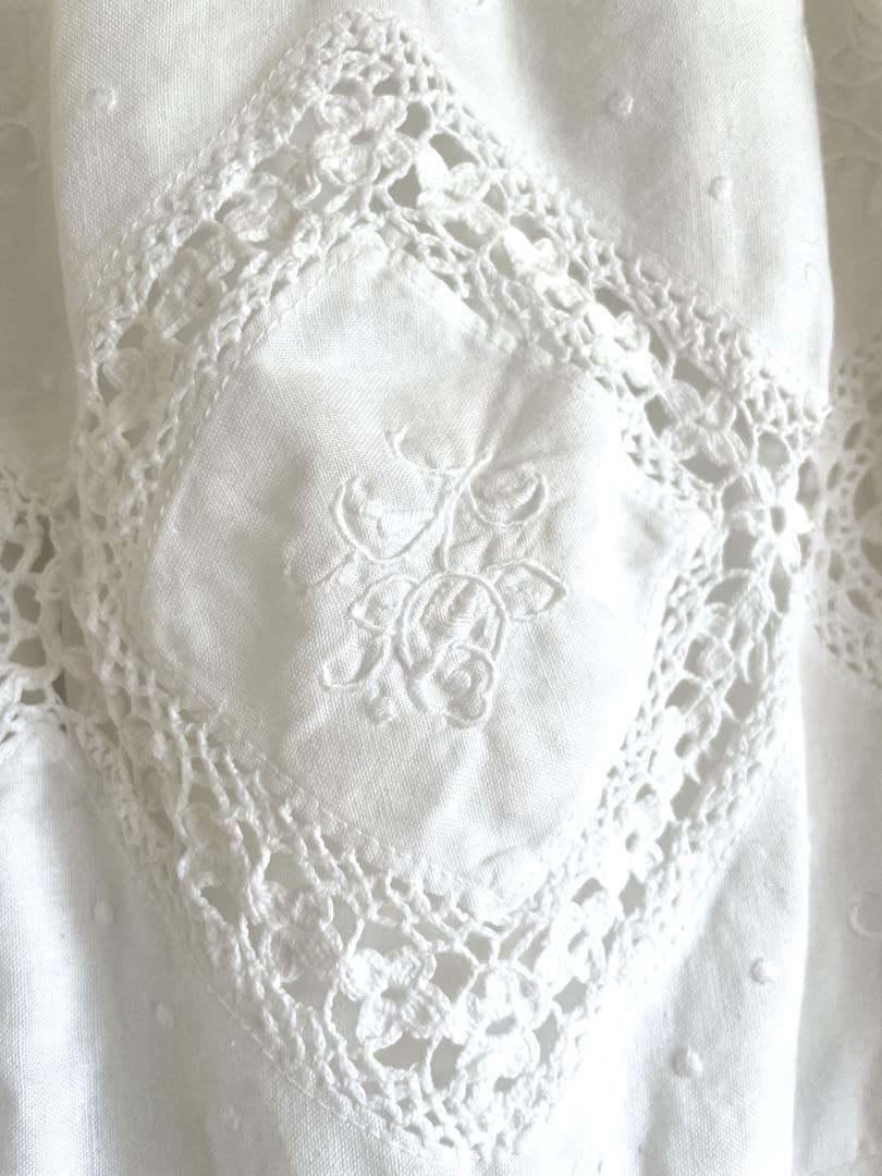 【新品】ヴンテージクロスリメイクパンツ　パッチワークパンツ　全裏地付き　ピンク花