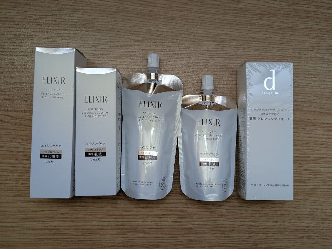 【桃太郎】エリクシール　リフトモイスト化粧水＆乳液本体＆詰替＋dプログラム