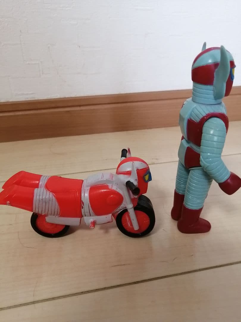 激レア！？昭和レトロソフビ、電人ザボーガーフィギュアとバイクセット当時物