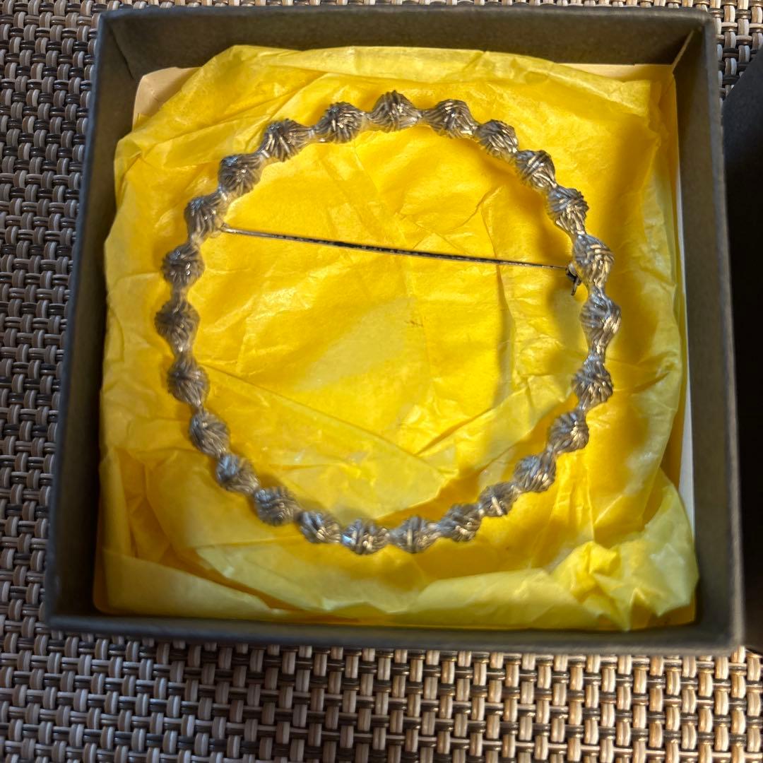 ミナペルホネン タンバリン ブローチ 正規品 箱入り