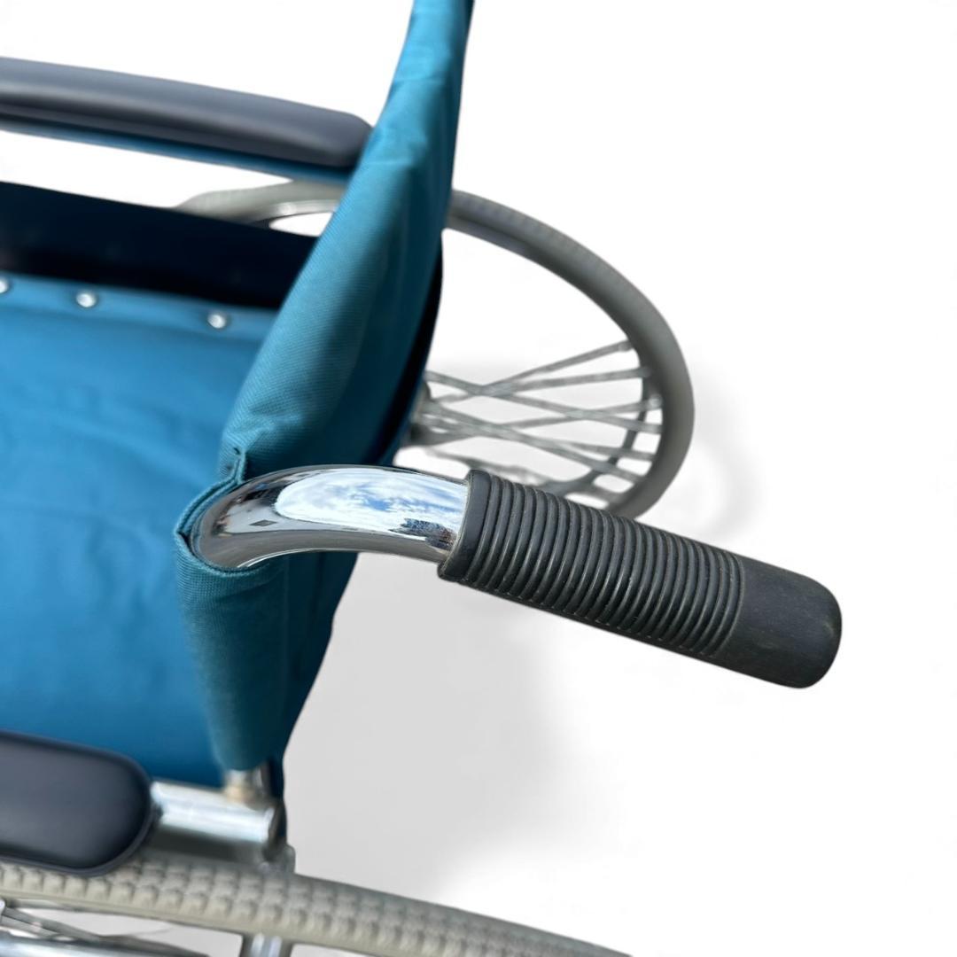 自走式　車椅子　　介護　背折れ