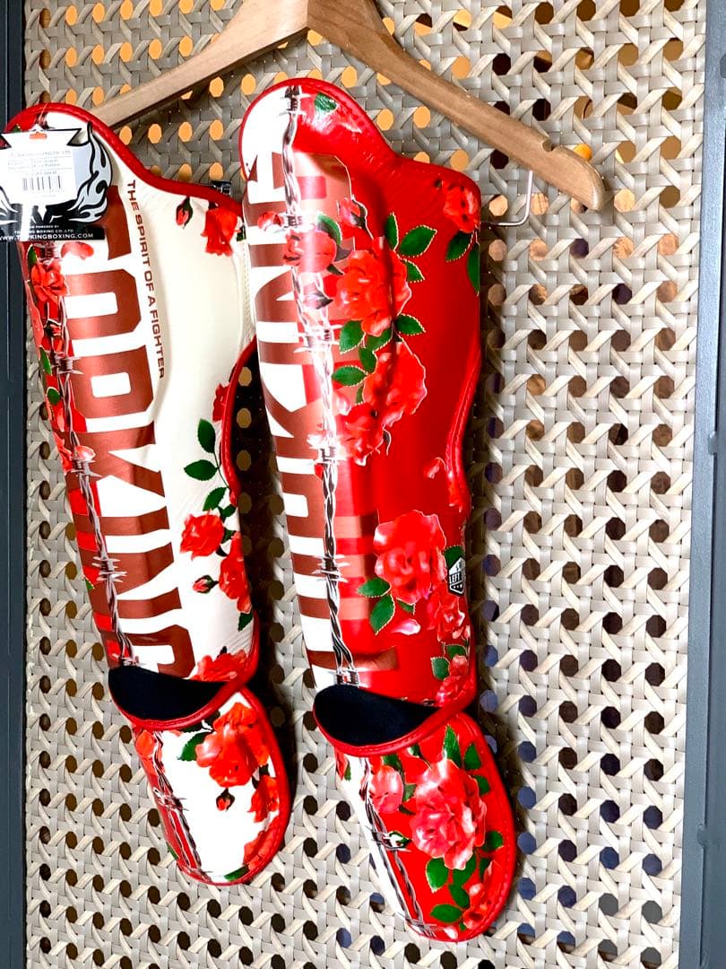 新品 Mサイズ 薔薇 白×赤 レガース トップキング TOP KING 本革