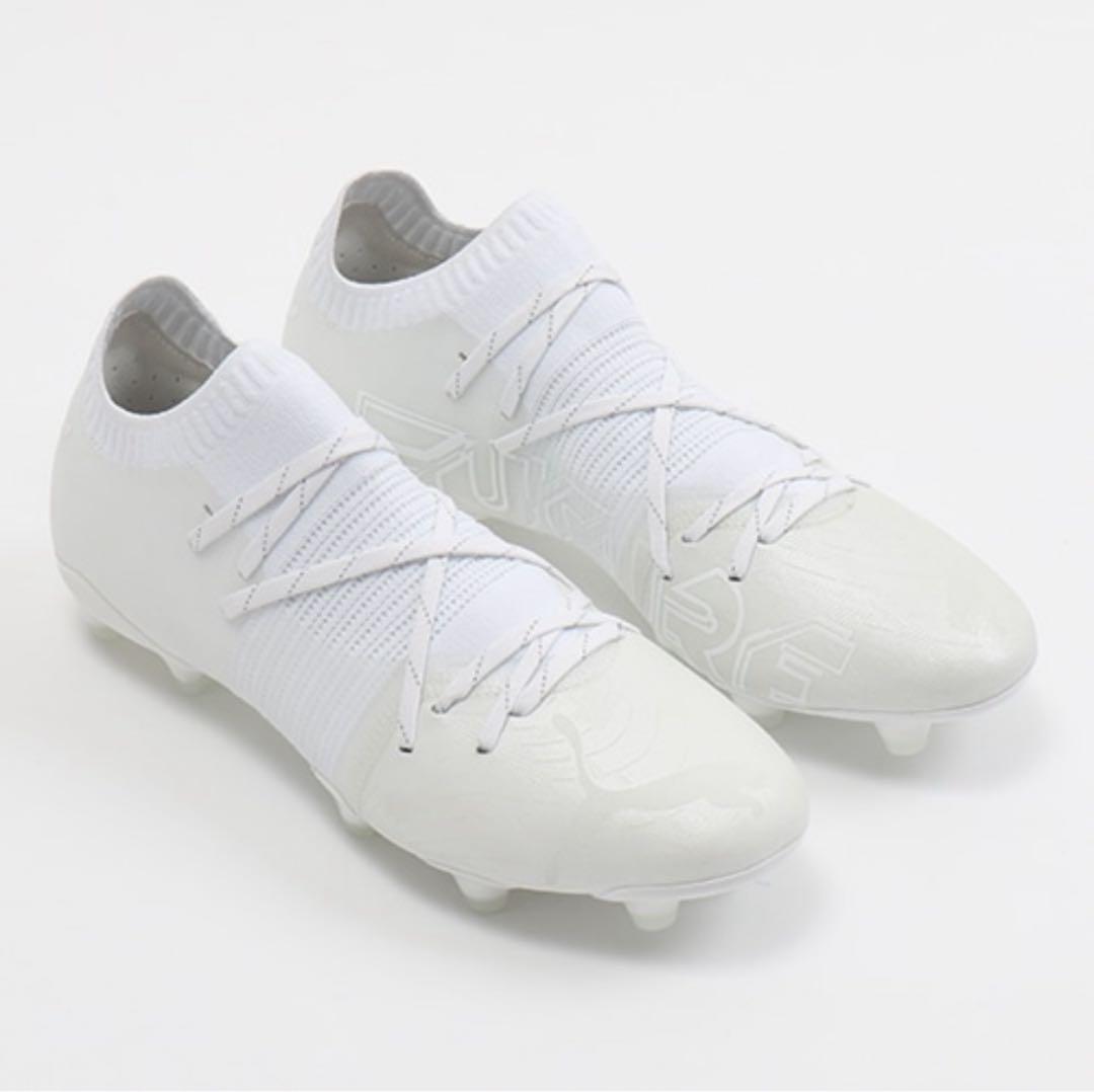 フューチャー Z 1.1 LAZERTOUCH FG/AG 26cm