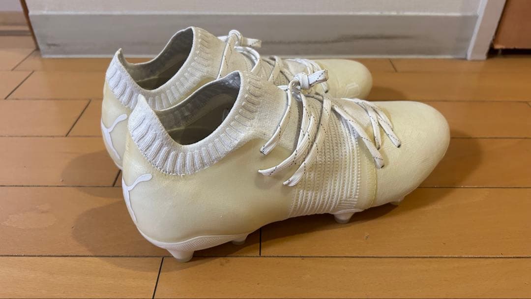 フューチャー Z 1.1 LAZERTOUCH FG/AG 26cm