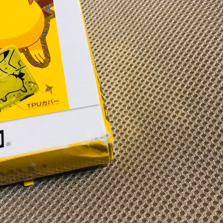 未使用品　ピカチュウ　New任天堂　3DS LL カバー　任天堂　箱傷　訳あり