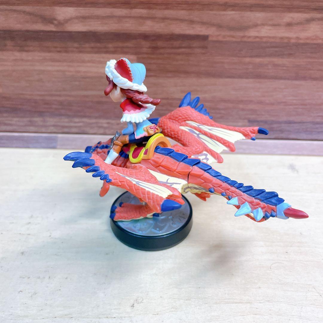amiibo 隻眼のリオレウス&ライダー 女の子 モンスターハンター アミーボ