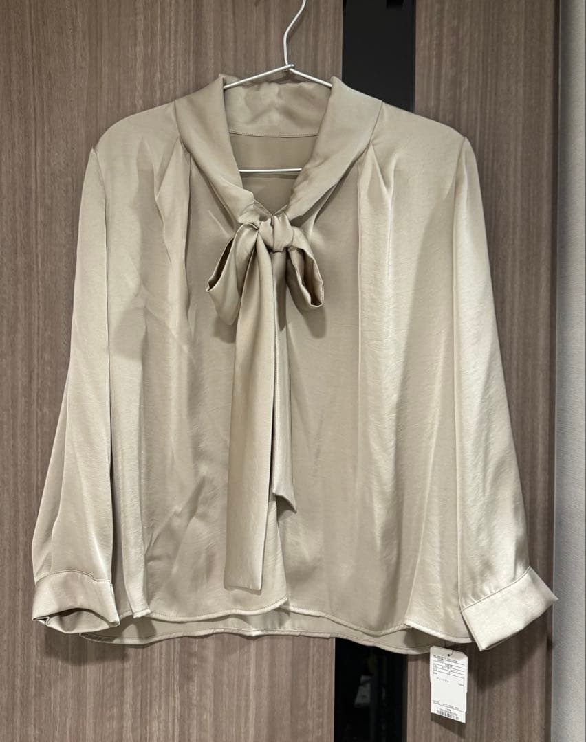 【タグ付】12twelve agenda ヴィンテージサテンボウタイブラウス