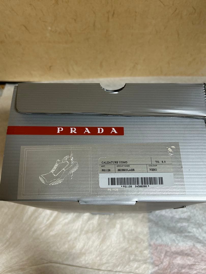 PRADA S P OＲTブラックレザー ビブラムソール　27.5 箱付き