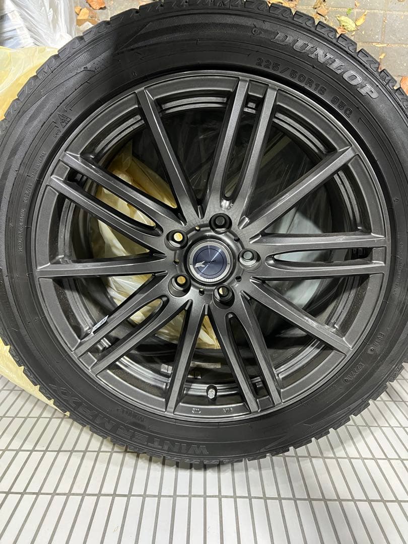 DUNLOP 225/50R18 タイヤ・ホイールセット