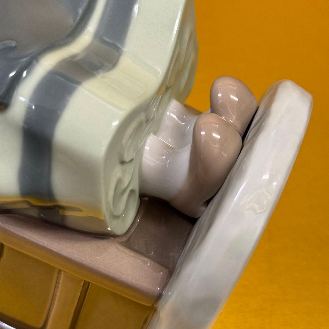 【希少・廃盤】リヤドロ LLADRO 椅子に座る少女　カケ・割れなし