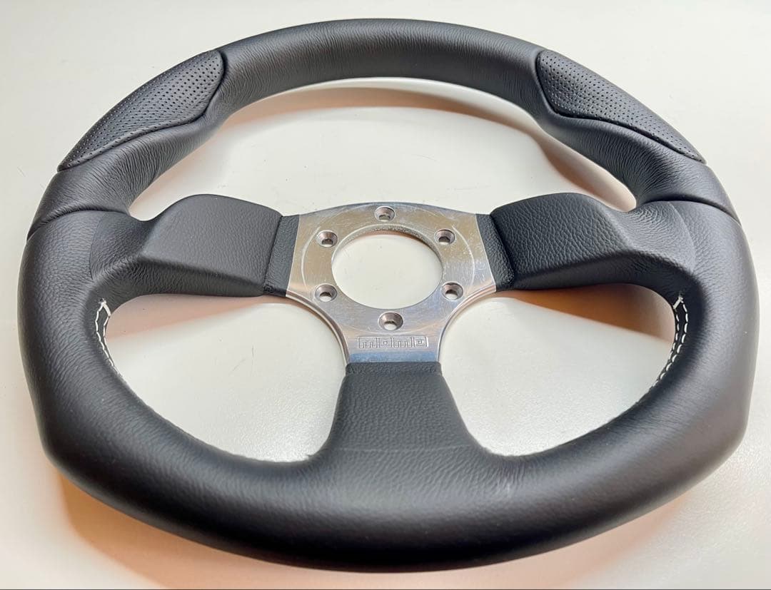 値下げ‼️MOMO COMMANDO 2R 32φ モモコマンド 2R 32cm