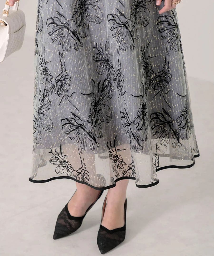 【美品】Leja パイピングハイネック花柄ラメレースワンピースドレス